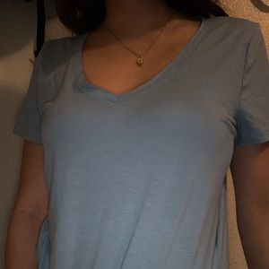 comfy v-neck t-shirt !
